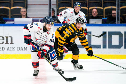 Linköpings Jimmy Andersson och Skellefteås Darren Nowick