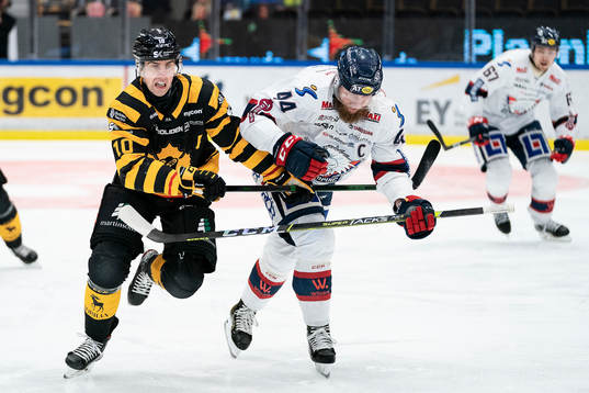 Skellefteås Joakim Lindström och Linköpings Jonas Junland