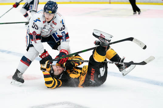 Linköpings Max Lindroth och Skellefteås Jonatan Berggren