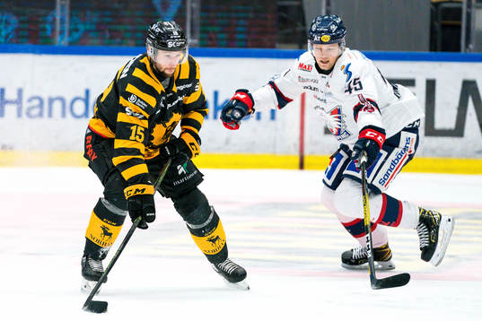 Skellefteås Melker Karlsson och Linköpings Simon Lundmark