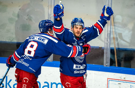 Oskarshamns Lance Bouma jublar