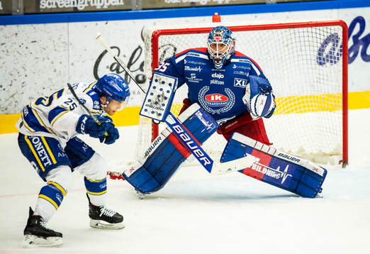 Oskarshamns målvakt Joe Cannata och Leksands Carter Camper
