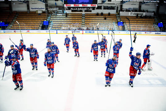 Oskarshamns spelare jublar