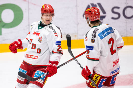 Modos Mikkel Aagaard  jublar
