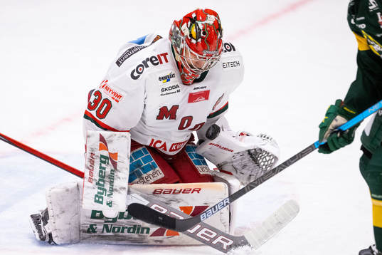 Modos målvakt Anthony Peters