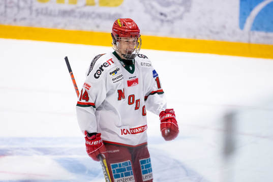 Modos William Strömgren jublar
