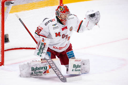 Modos målvakt Anthony Peters