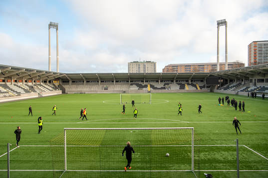 Bläddra bland fler bilder av Fotboll, Damallsvenskan, Häcken, Träning 