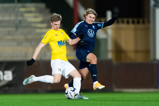 IFK Malmös Aron Már Brynjarsson och Malmö FFs Sebastian