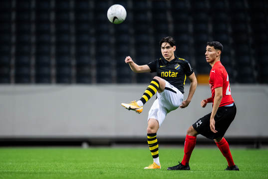 s Eric Kahl och Vasalunds Adam Id Salem