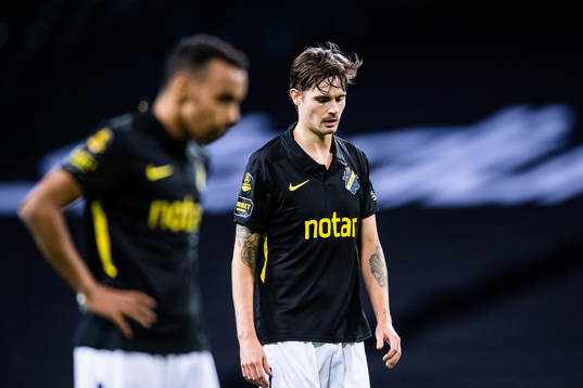 s Mikael Lustig deppar