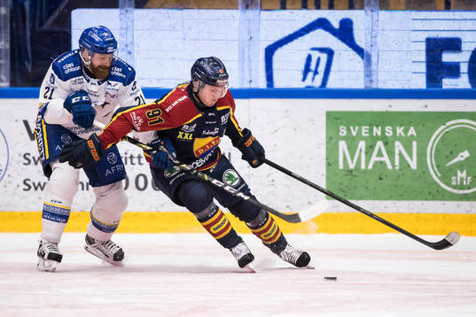 Leksands Mattias Ritola och Djurgårdens Linus Andersson