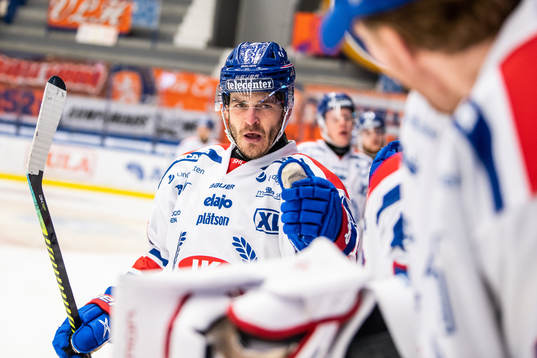 Oskarshamns Lance Bouma jublar