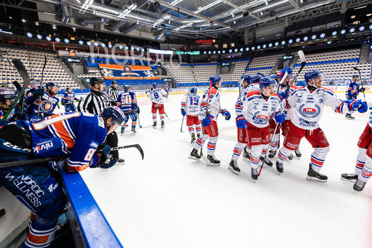 Växjös Fredrik Karlström deppar och Oskarshamns John