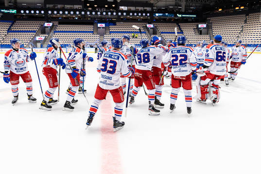 Oskarshamns spelare jublar