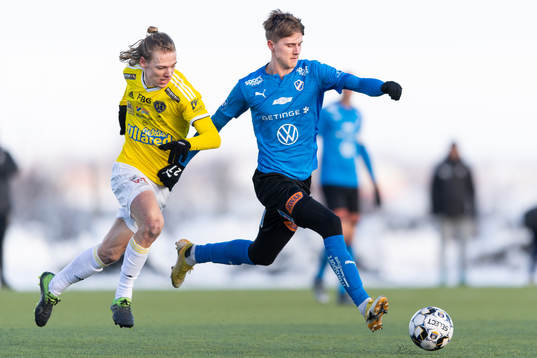Bläddra bland fler bilder av Fotboll, Träningsmatch, Falkenberg - Halmstad