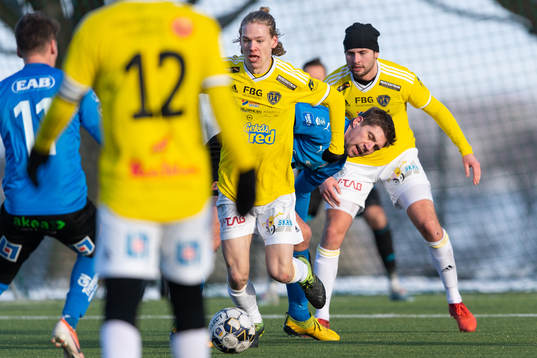 Falkenbergs Melker Nilsson och Halmstads Mikael Boman