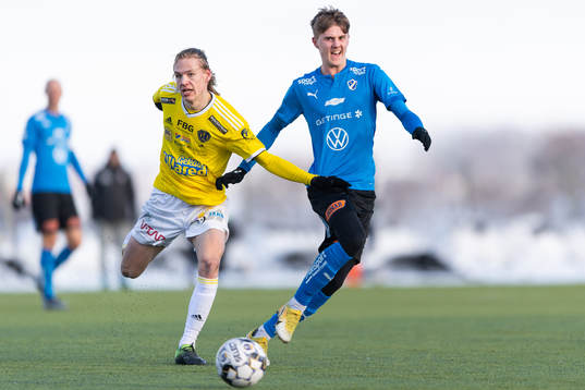 Falkenbergs Melker Nilsson och Halmstads Erik Ahlstrand