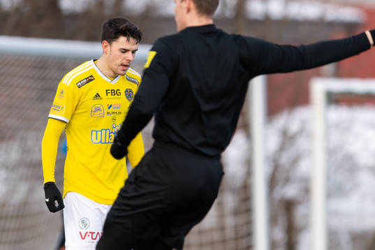 Falkenbergs Samuel Adrian deppar