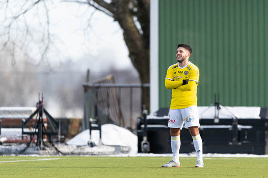 Falkenbergs Edi Sylisufai