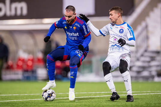 Djurgårdens Dzenis Kozica och Akropolis Lamine Nekrouf