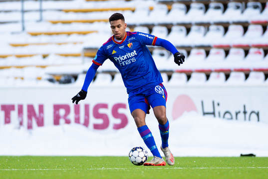 Djurgårdens Isak Hien