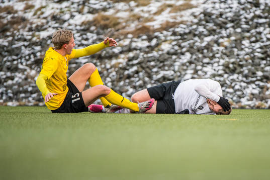 Mjällbys Herman Johansson och Landskronas Niklas Nielseb