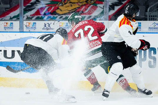 Brynäs Shane Harper och Kristofer Berglund mot Frölundas