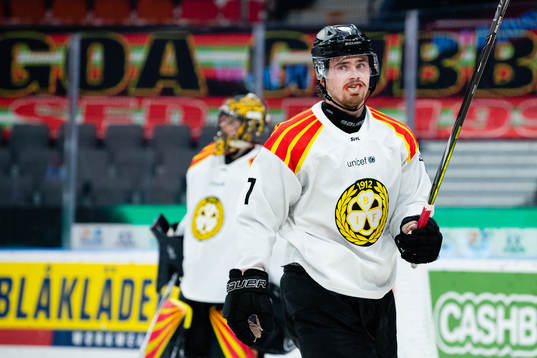 Brynäs Marcus Björk deppar