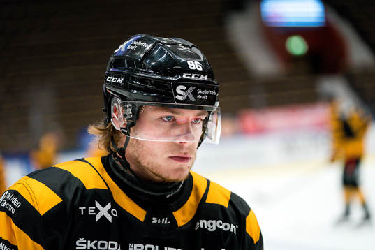 Skellefteås Rickard Hugg före ishockeymatchen i SHL