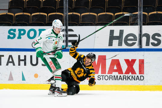 Rögles Erlend Lesund och Skellefteås Joakim Lindström