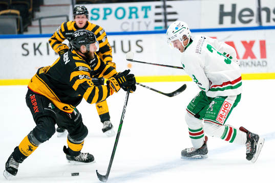 Rögles Linus Sjödin och Skellefteås Petter Granberg