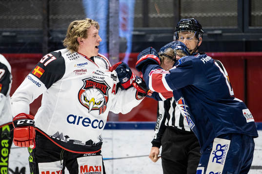 Malmö Redhawks Emil Sylvegård och Linköpings Jonas