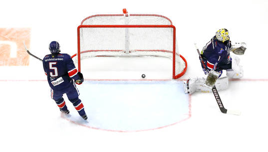 Mål 0-1 av Malmö Redhawks Matt Puempel förbi Linköpings