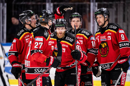 Luleås Linus Klasen jublar
