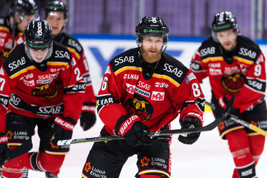 Luleås Linus Klasen jublar