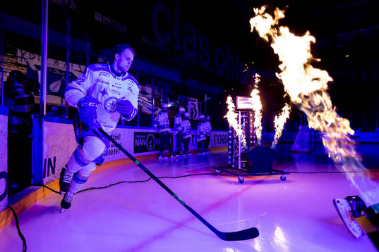 Leksands Jesper Kandergård gör entre innan