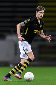 s Mikael Lustig