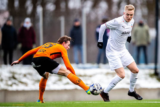 Torns Victor Sköld och Helsingborgs Daniel Hafsteinsson
