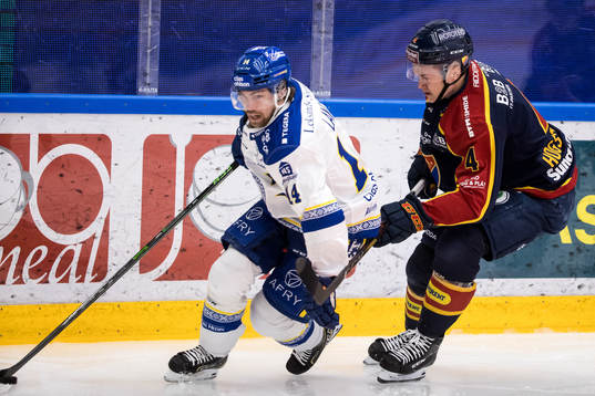 Leksands Oskar Lang och Djurgårdens Marcus Högström