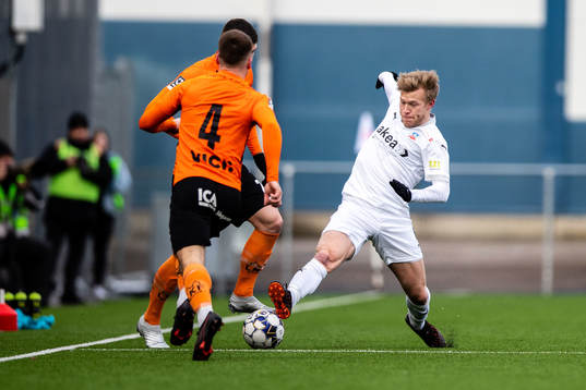 Torns Kevin Robért och Helsingborgs Andreas Landgren