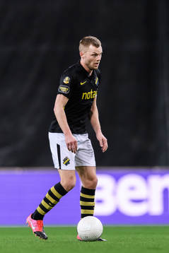 s Sebastian Larsson