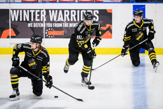 s Anton Karlsson och Lukas Macklin