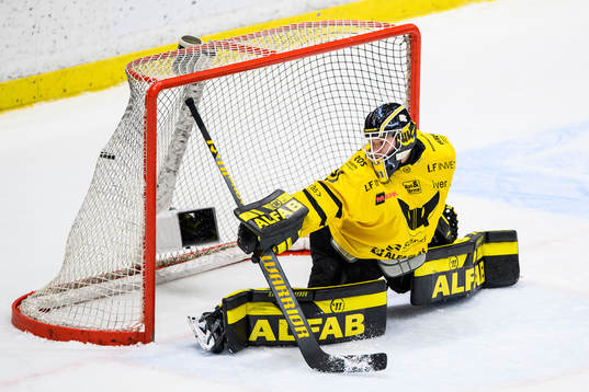 Västerås målvakt Jesper Myrenberg släpper in 3-0