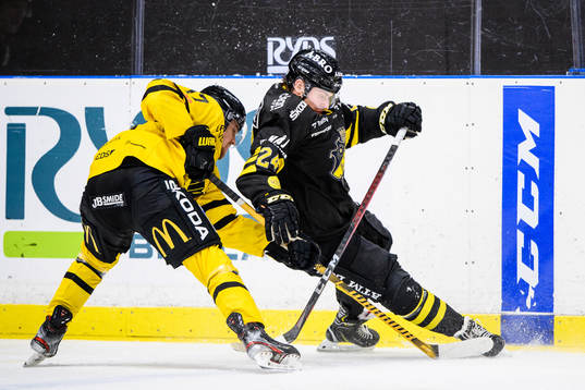 s Dennis Fröland