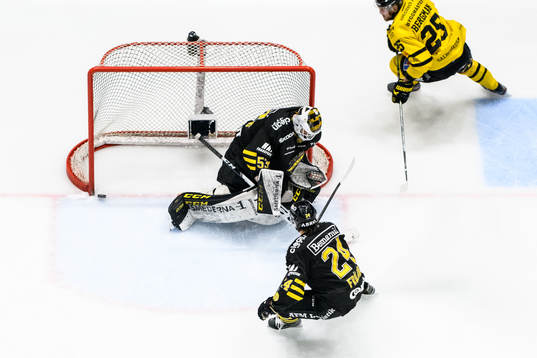s målvakt Claes Endre