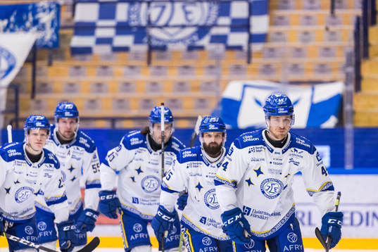 Leksands Ashton Carter jublar