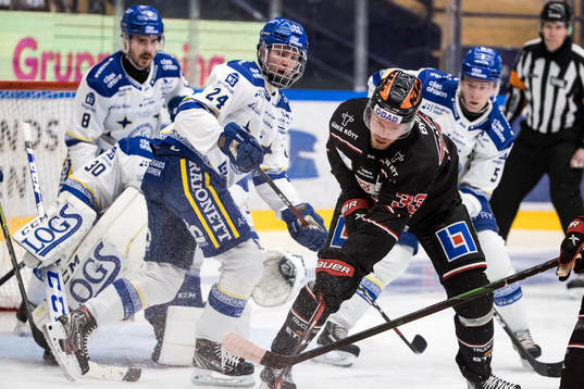 Örebros Christopher Mastomäki  och Leksands Isak Rosén