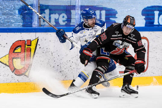 Leksands Matt Caito och Örebros Robert Leino
