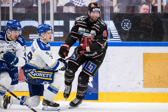 Örebros Stefan Warg  och Leksands Emil Heineman